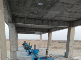 结然力克水库进水闸直连式启闭机安装现场