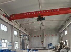 组装太阳能螺杆式启闭机